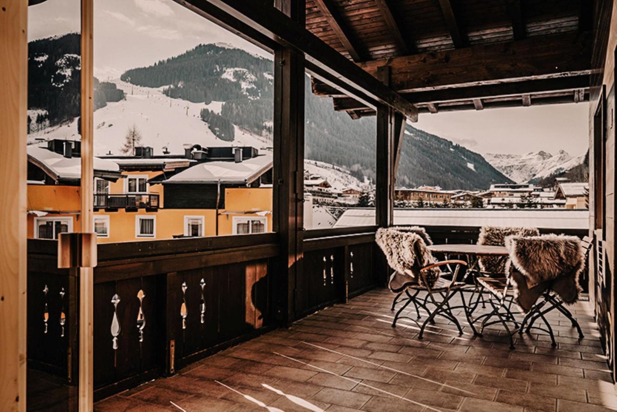 Hotel Gluecksschmiede - Hinterglemm Saalbach-Hinterglemm Bagian luar foto