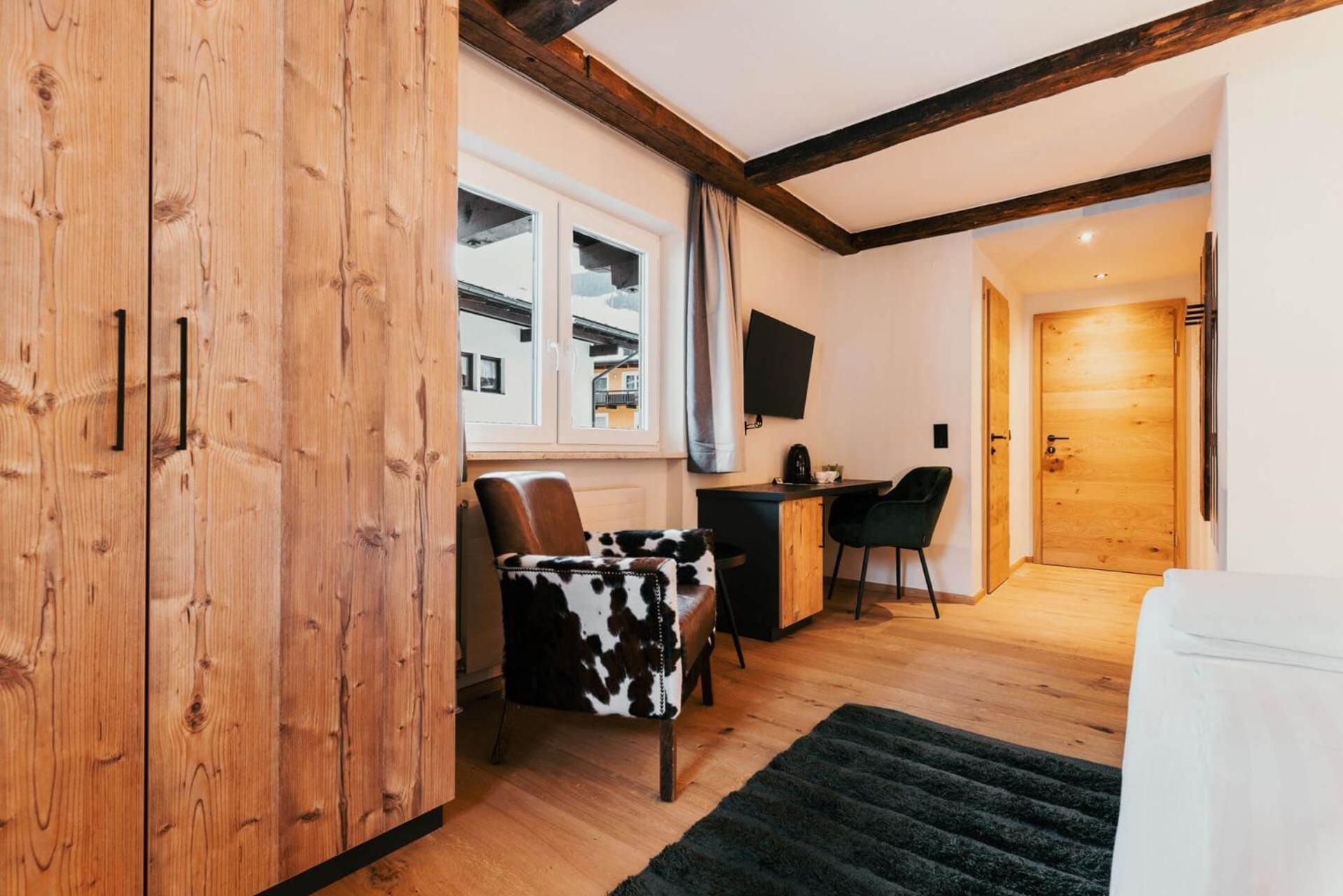 Hotel Gluecksschmiede - Hinterglemm Saalbach-Hinterglemm Ruang foto