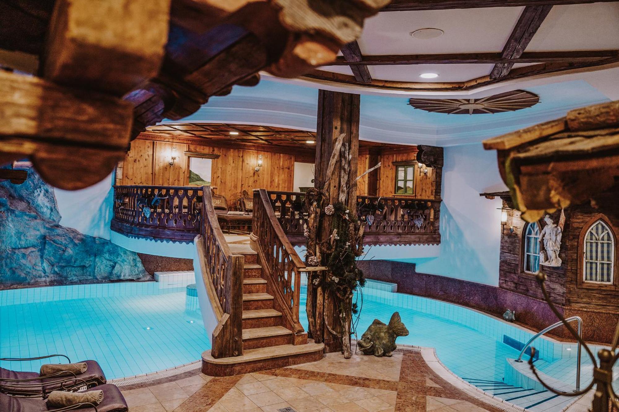 Hotel Gluecksschmiede - Hinterglemm Saalbach-Hinterglemm Bagian luar foto