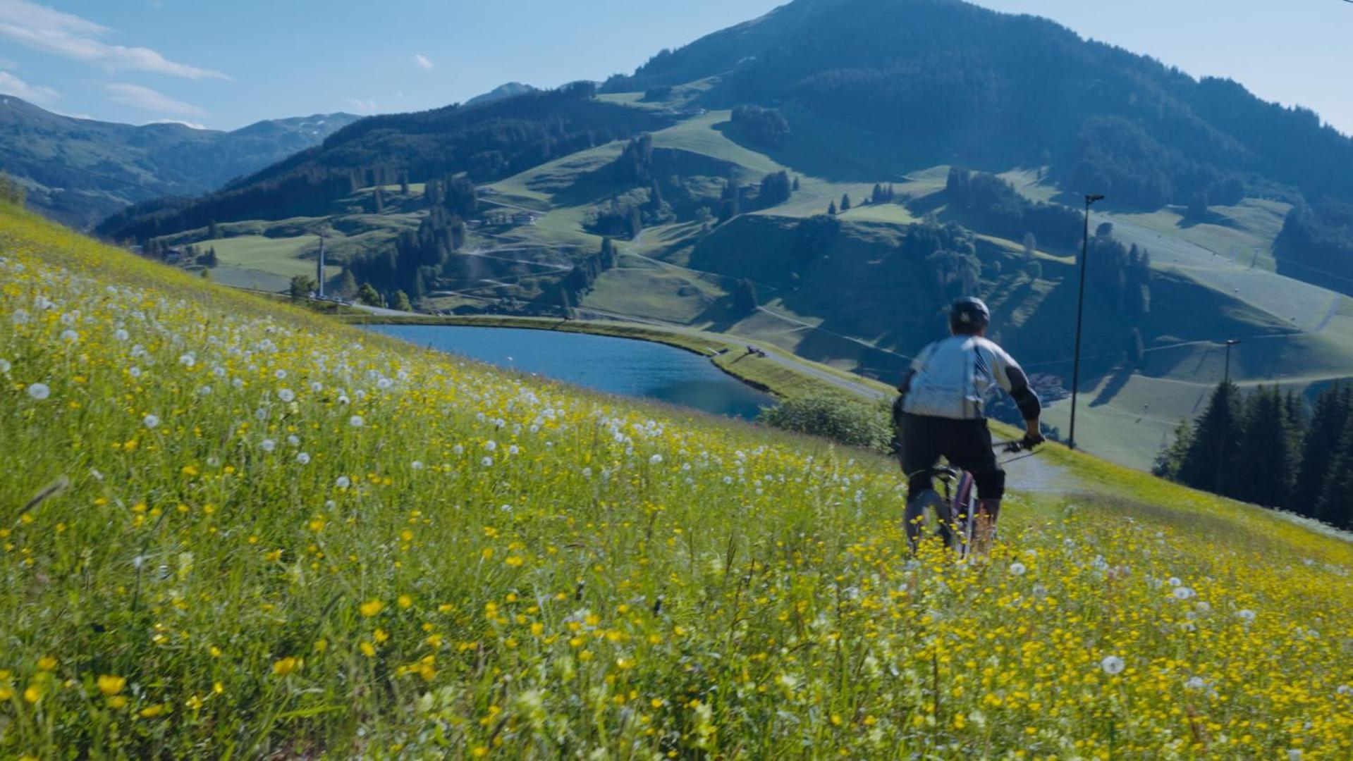 Hotel Gluecksschmiede - Hinterglemm Saalbach-Hinterglemm Bagian luar foto