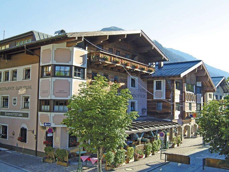 Hotel Gluecksschmiede - Hinterglemm Saalbach-Hinterglemm Bagian luar foto